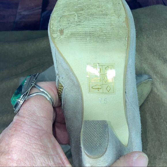 Penelope women’s heeled shoes sized 7.5 - Picture 6 of 9